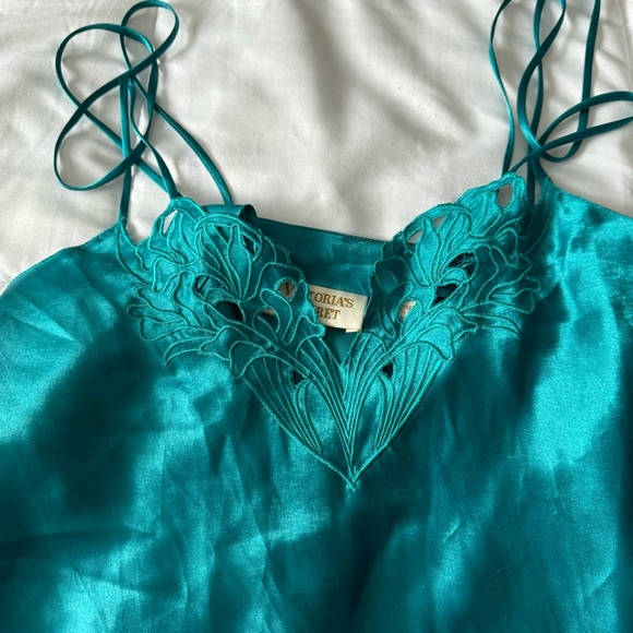 Vintage Victoria’s Secret Gold Label Camisole Tanks - Picture 6 of 6